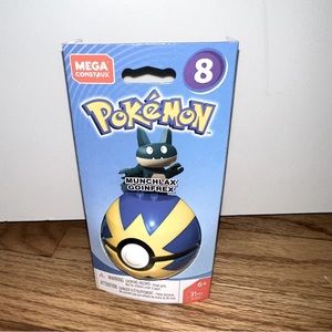 NWT Munchlax Pokemon Mega Construx Pokeball